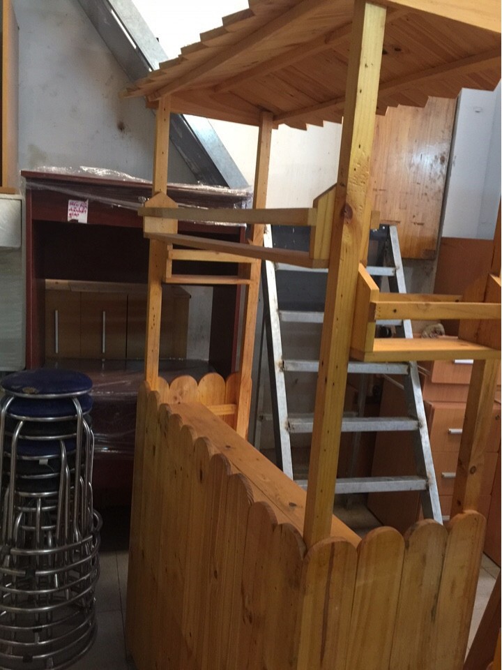 THANH LÝ QUẦY GỖ THÔNG CAFE 1M
